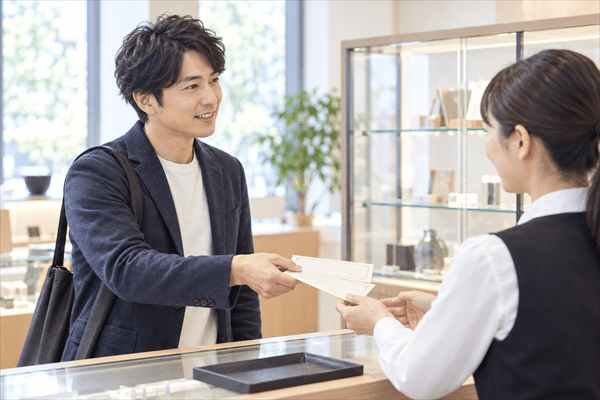 鹿児島で公式に確かめられた店は3つ。質屋組合の加盟店は霧島市の1店だけ