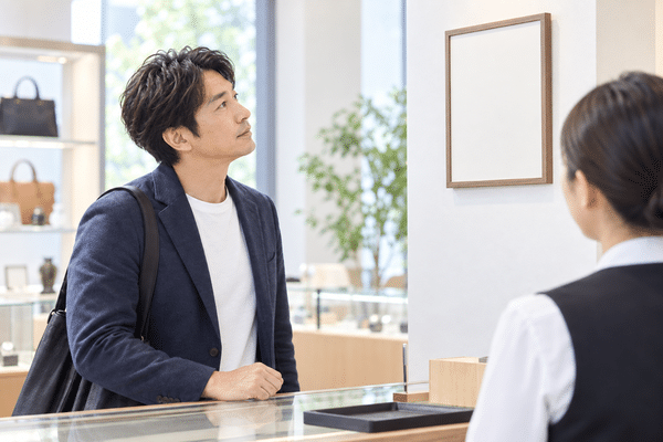 大分県警には業者の一覧が無い。表示義務を自分で確かめる